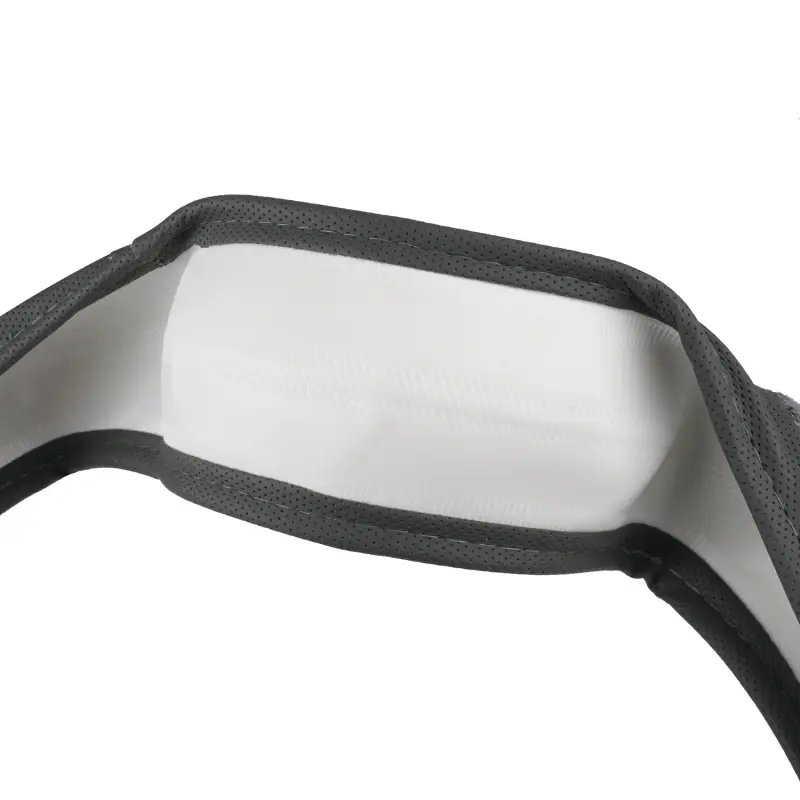 Спонжевая оплетка руля AVS SP-426M-GR ( размер M, серый) - Серия "Sponge"