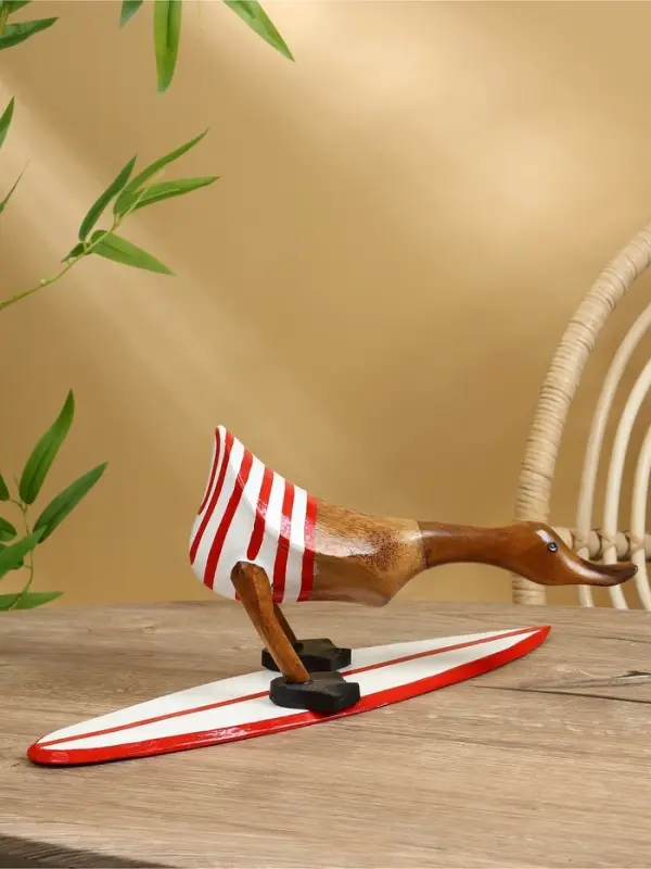 Сувенир &laquo;Утка на сёрфе&raquo;, 31 см, дерево