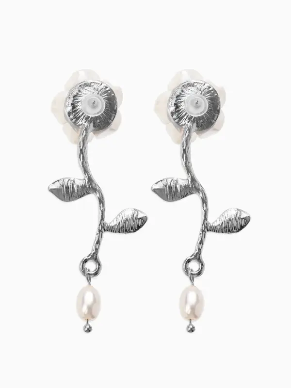 Серьги Серьги "Цветок розы", цвет белый в серебре