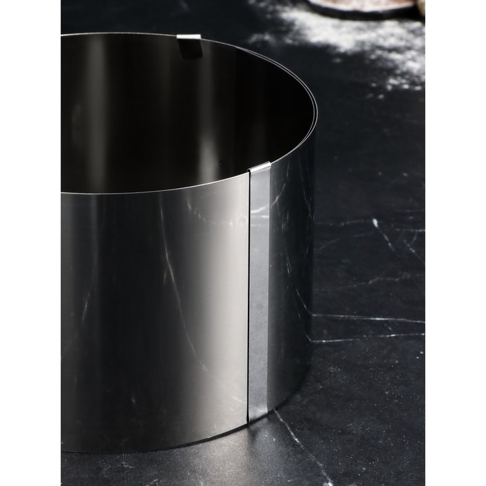 Форма для выпечки и выкладки с регулировкой размера «Круг», h=8,5 см, d=14-20 см, нержавеющая сталь Форма для выпечки и выкладки с регулировкой размера «Круг», h=8,5 см, d=14-20 см, нержавеющая сталь