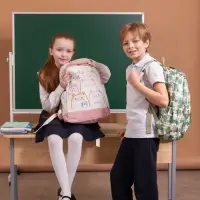 Рюкзак школьный на молнии, с карманами, с принтом, размер 28.5&times;12&times;41 см, зелёный