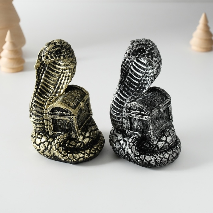 Копилка полистоун Копилка полистоун "Змей с сундуком" МИКС 7х5,5х10 см