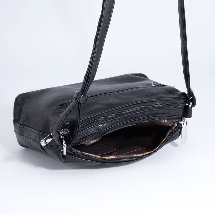 Сумка кросс-боди на молнии, цвет чёрный Сумка кросс-боди на молнии, цвет чёрный