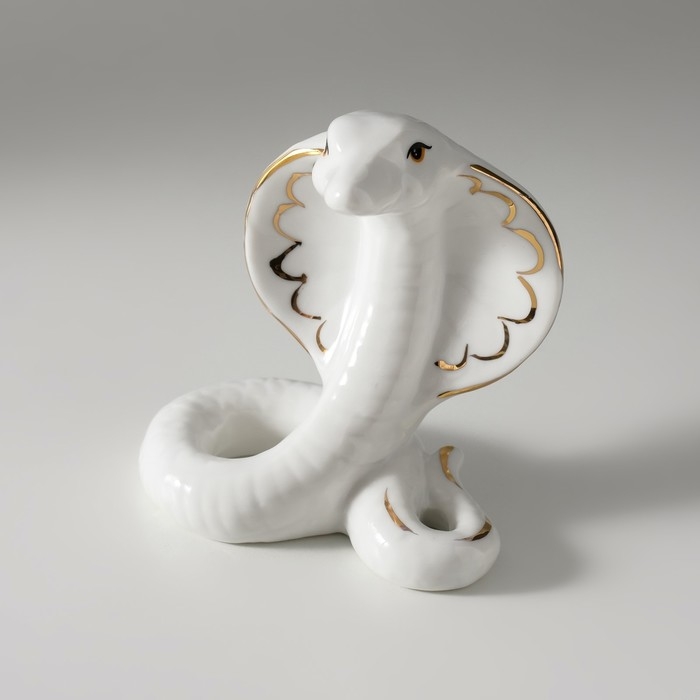 Сувенир керамика Сувенир керамика "Великолепная кобра" белый с золотом 5,5х10х9,5 см