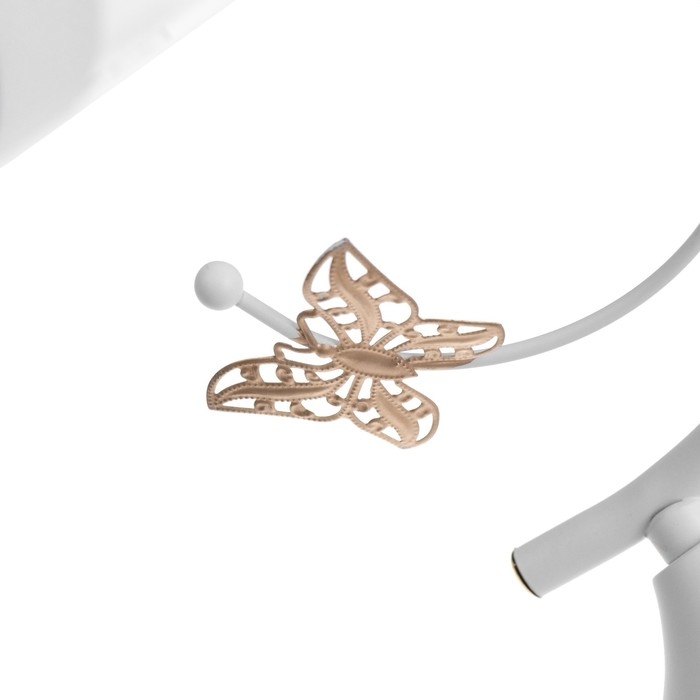 Люстра Люстра "Мия" 3х60Вт Е27 Белый, золото 52х18х24см