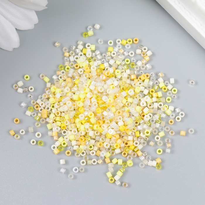 Бисер стекло 12/0  Бисер стекло 12/0 "Перламутр. Жёлтое ассорти" 10 гр