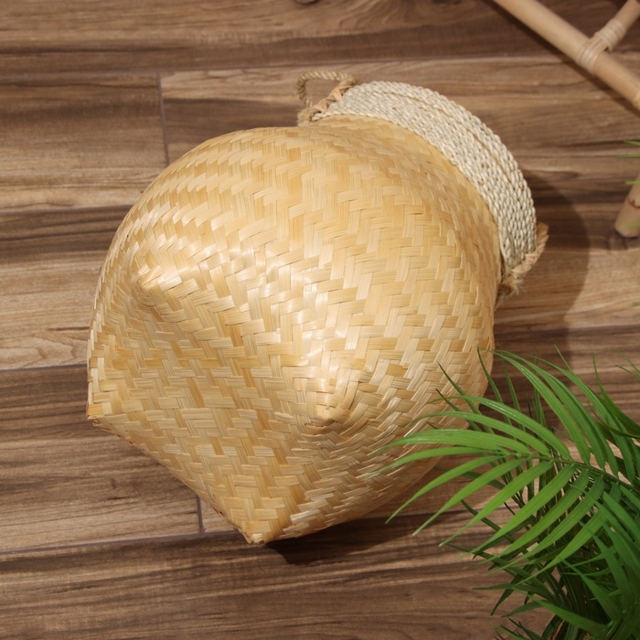 Корзина плетёная, из бамбука 30х30х40 см Корзина плетёная, из бамбука 30х30х40 см