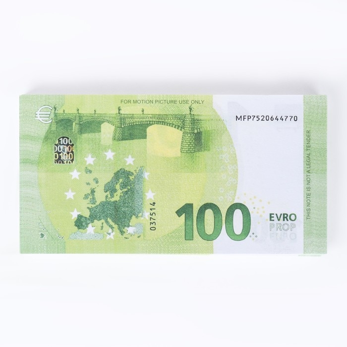 Пачка купюр 100 евро Пачка купюр 100 евро