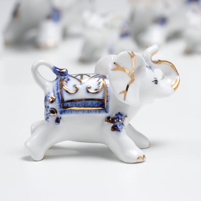 Сувенир керамика Сувенир керамика "Слоны с синей росписью" набор 7 шт h= 11 см 31,5х23,5 см