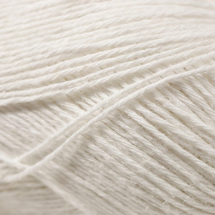 Пряжа Пряжа "Конопляная" 70% хлопок, 30% конопля 280м/50гр (01 белый)