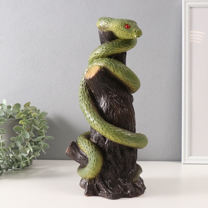 Фигурка Фигурка "ЗМЕЯ НА ПЕНЬКЕ" 33 х 14 х 15 см.
