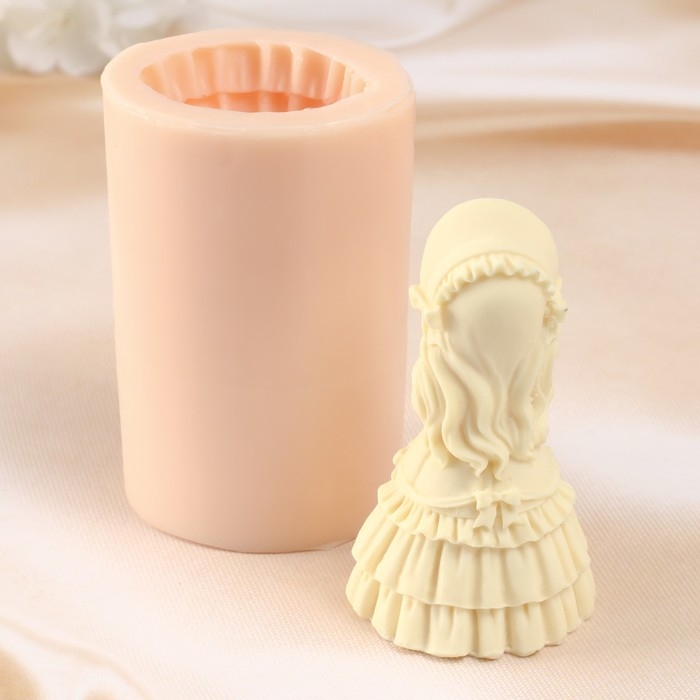 Молд силиконовый Молд силиконовый "Девочка с кошкой" 5х4х8,5 см