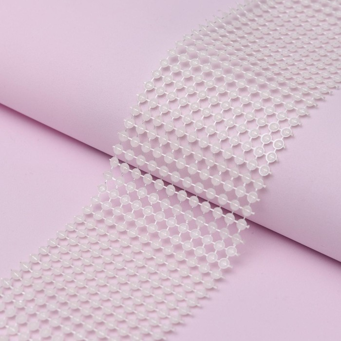 Лента с имитацией жемчуга, 6 см, 9 ± 1 м, цвет белый Лента с имитацией жемчуга, 6 см, 9 ± 1 м, цвет белый