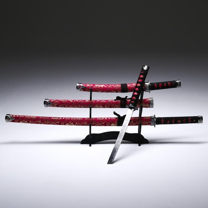 Сув. изделие катаны 3в1 на подставке, ножны ткань, драконы золото на бордо  47/70/89см