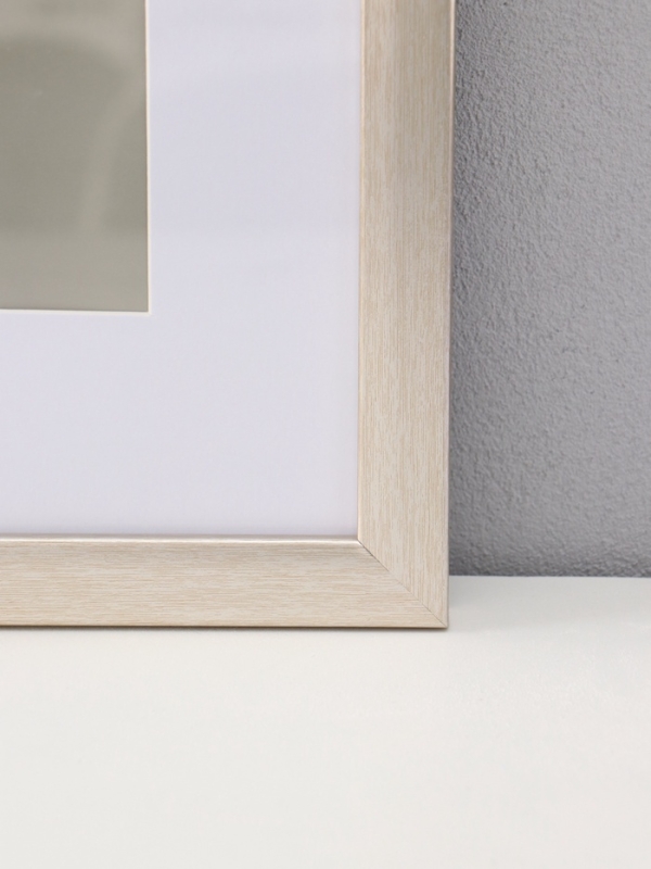 Фоторамка пластик "Gloria" 30х40 см, с паспарту (21х30 см), серебро