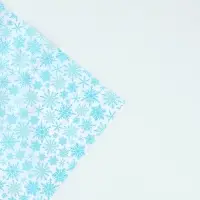 Упаковочная бумага на Новый год тишью &laquo;Снежинки&raquo;, 50&times;70 см