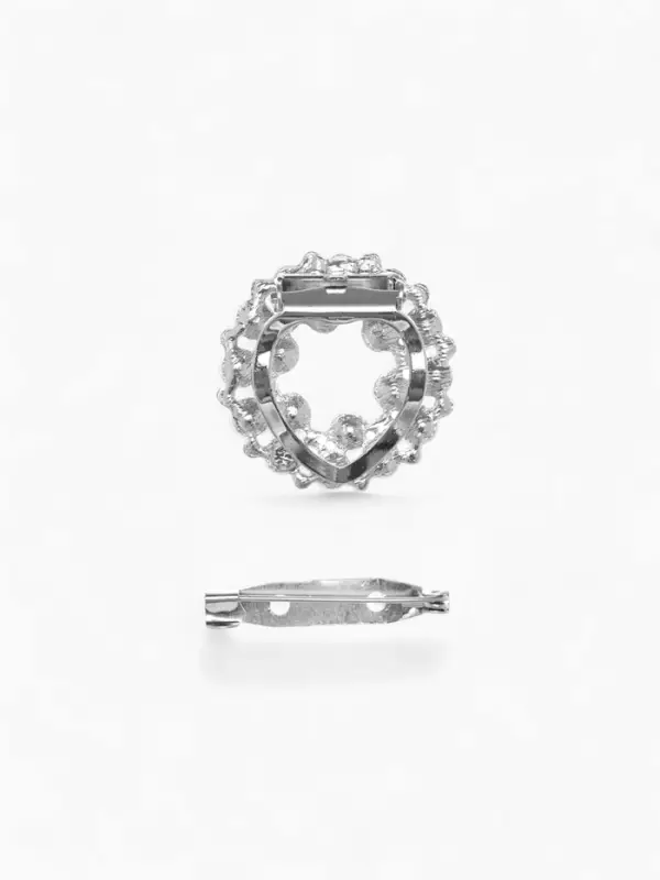 Зажим для платка &laquo;Жемчужинка&raquo;, белый в серебре