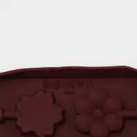 Форма для леденцов Доляна &laquo;Цветы&raquo;, силикон, 25&times;10.5&times;1 см, 12 ячеек (3.2&times;3 см), с палочками, МИКС