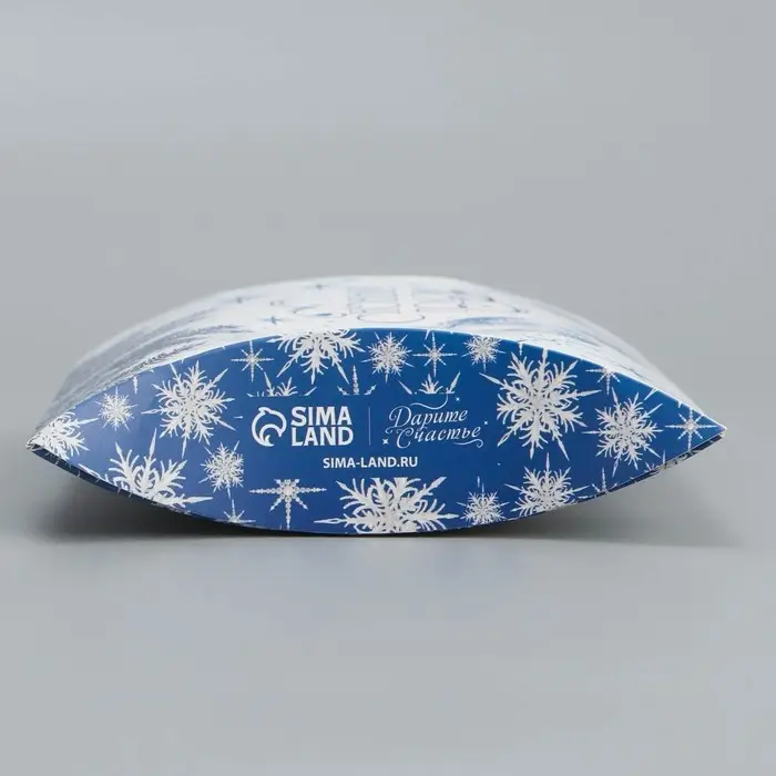 Коробка новогодняя складная фигурная «С Новым годом!», снежинки, 19 х 14 х 4 см Коробка новогодняя складная фигурная «С Новым годом!», снежинки, 19 х 14 х 4 см