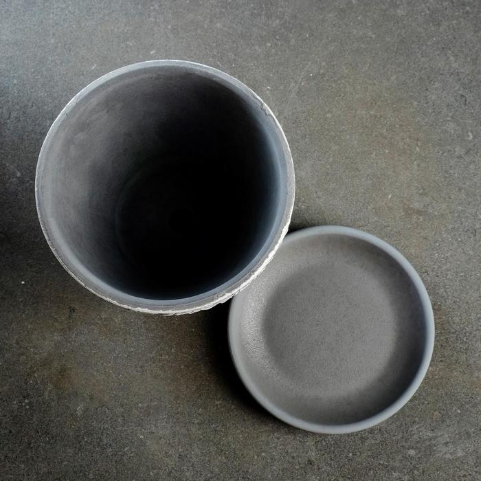 Горшок Горшок "Камешки" серый бутон №3 2,15л