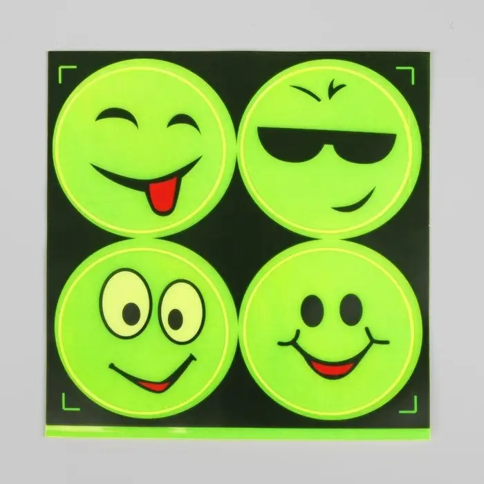 Светоотражающие наклейки «Смайлы», d=5 см, 4 шт. на листе, жёлтые Светоотражающие наклейки «Смайлы», d=5 см, 4 шт. на листе, жёлтые