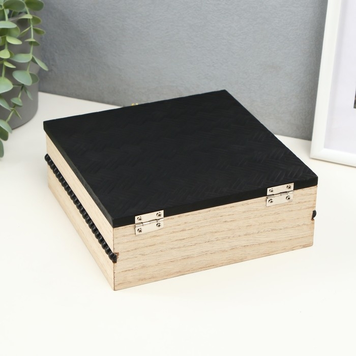 Шкатулка дерево с делениями  Шкатулка дерево с делениями "Плетение" черный 18х18,4х6,8 см