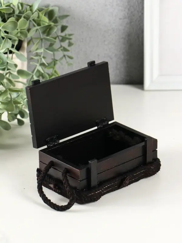 Шкатулка дерево "Морской сундук с якорем" красно-коричневая 12,8х8х5,5 см