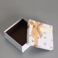 Наборок коробок 3 в 1 прямоугольные 19*19*9.8 17*17*8.0 15*15*6.5 см