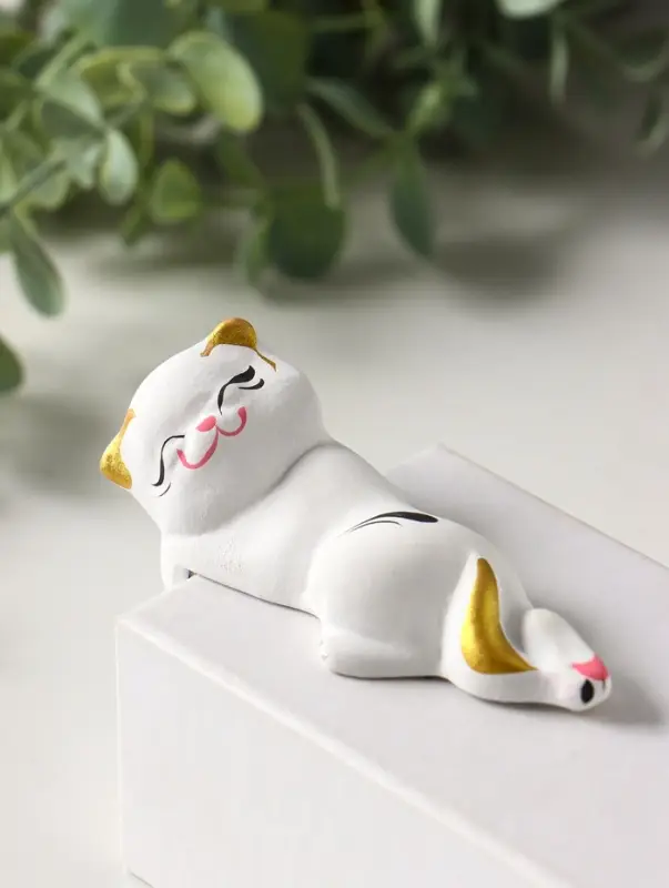 Фигурка настольная &laquo;Котик висячий&raquo;, на полку, керамика, 9 см, белый