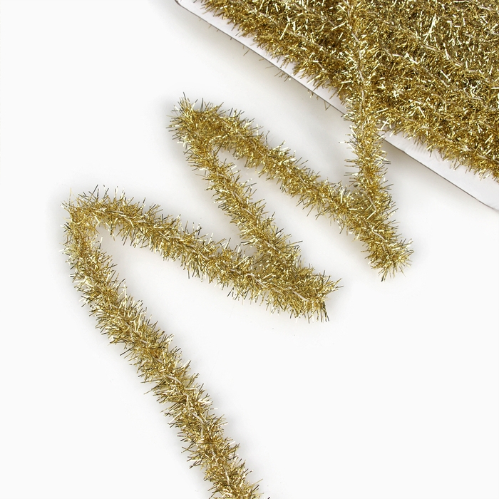 Тесьма в виде мишуры золотая 1,5 см, в упаковке 25 метров Тесьма в виде мишуры золотая 1,5 см, в упаковке 25 метров