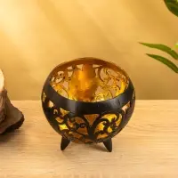 Подсвечник из кокоса, 15×15×13 см, коричнево-золотой