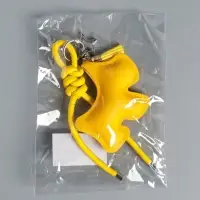 Брелок на карабине кожзам "Терьер" с узлом, жёлтый 14х8х1,2 см