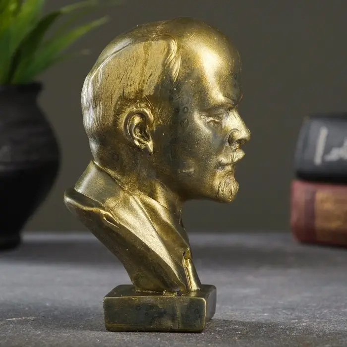 Бюст &laquo;Ленин В.И.&raquo;, фигурка гипс, под латунь, 13&times;8&times;8 см