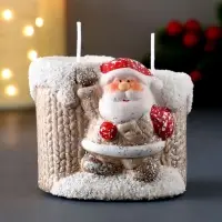 Подсвечник со свечами &laquo;Дед Мороз в бежевом кафтане&raquo;, на 2 свечи, керамика, 7.5&times;5.5&times;6.5 см, МИКС