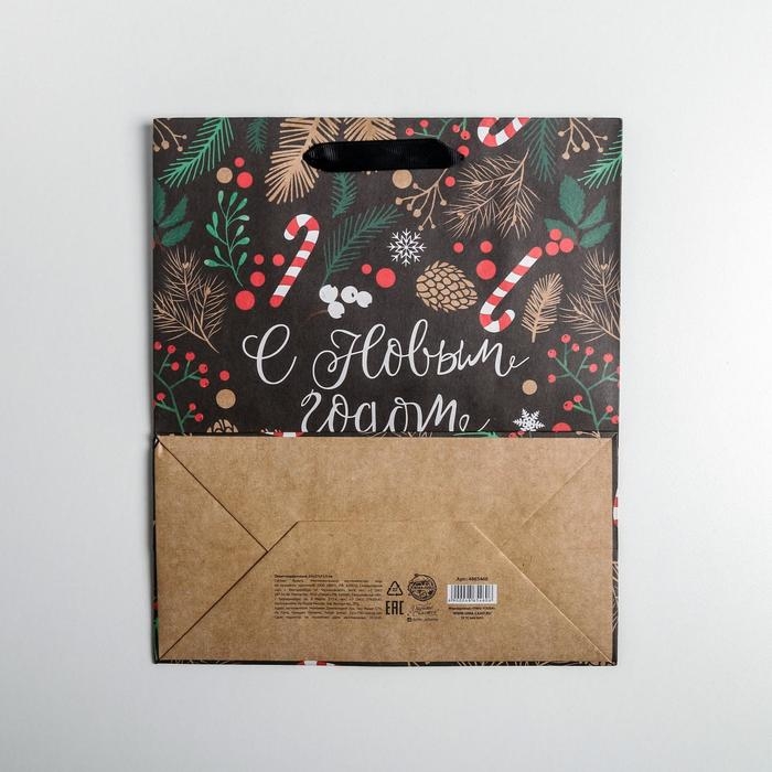 Пакет подарочный новогодний крафтовый вертикальный «Еловый лес», ML 23 х 27 х 11.5 см, Новый год Пакет подарочный новогодний крафтовый вертикальный «Еловый лес», ML 23 х 27 х 11.5 см, Новый год