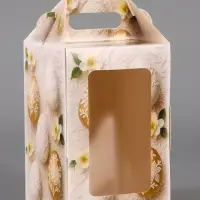 Коробка подарочная пасхальная с окном и с ручкой, бежевый, 10&times;10&times;15 см