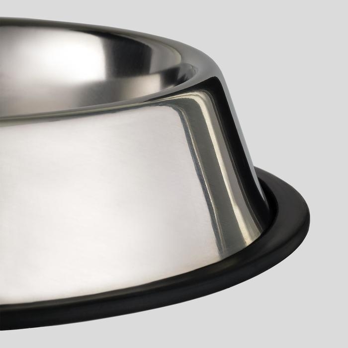 Миска с нескользящим основанием, 900 мл Миска с нескользящим основанием, 900 мл