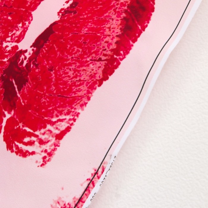 Фотофон винил Фотофон винил "Отпечатки губ" 120х80 см