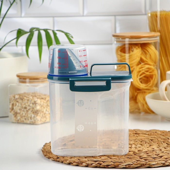 Контейнер пластиковый для хранения сыпучих продуктов с дозатором, 1 кг, 17&times;10,5&times;22 см, цвет прозрачный