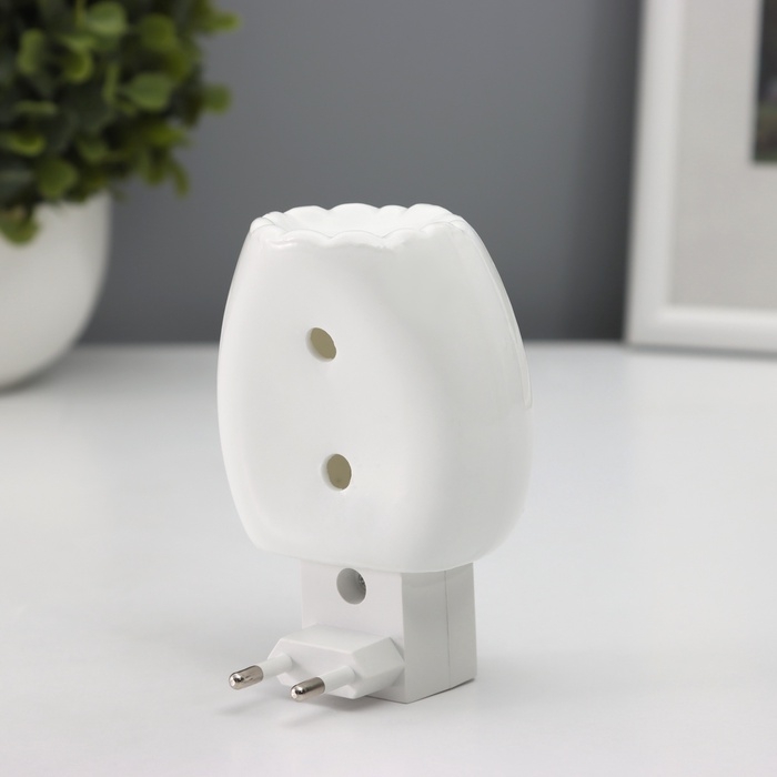 Светильник Светильник "Лисичка" 1х7Вт Е11 белый 6х7х12см