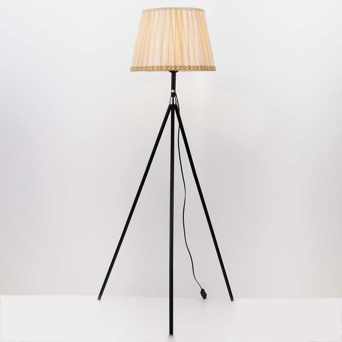 Торшер 19020/1 E27 40Вт черный 75х75х130 см