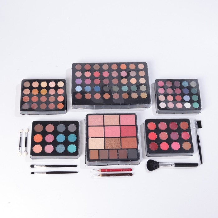 Набор профессиональной косметики Набор профессиональной косметики"Miss Young" №16