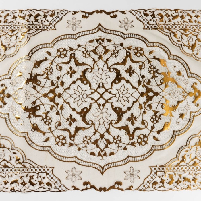 Салфетка сервировочная на стол &laquo;Восток&raquo;, ажурная, 84&times;40 см, ПВХ, цвет золотой