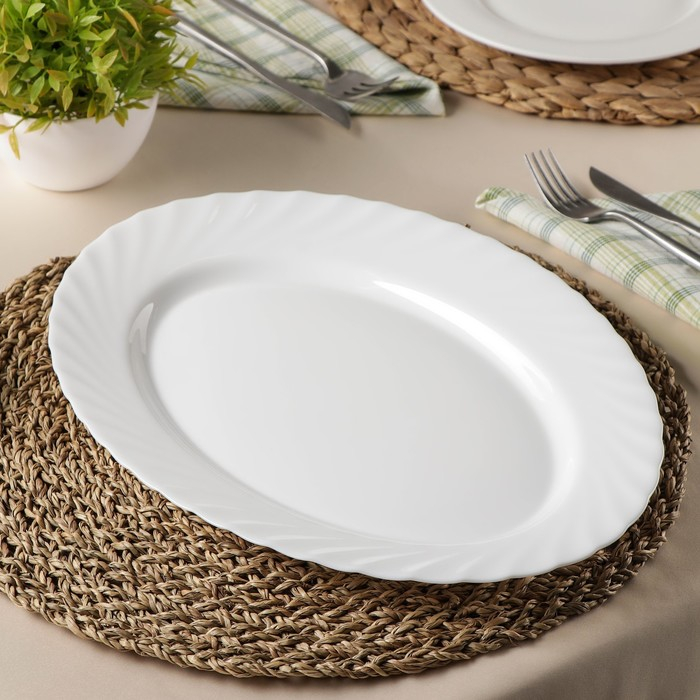 Блюдо овальное стеклокерамическое, 35×25 см, цвет белый Блюдо овальное стеклокерамическое, 35×25 см, цвет белый