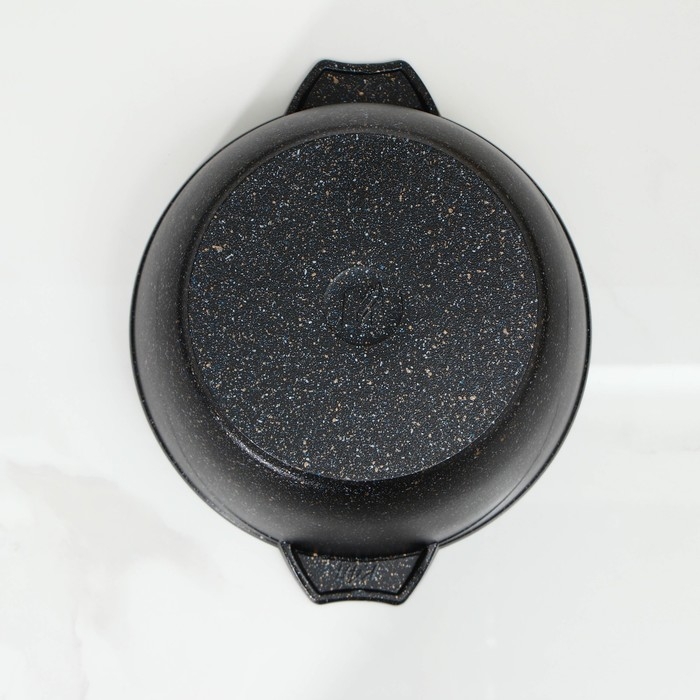 Кастрюля «Гранит Star», 4 л, d=24 см, h= 12 см, антипригарное покрытие, цвет чёрный Кастрюля «Гранит Star», 4 л, d=24 см, h= 12 см, антипригарное покрытие, цвет чёрный