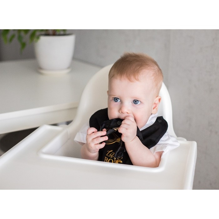 Нагрудник/слюнявчик для кормления «Little boss» на кнопке Нагрудник/слюнявчик для кормления «Little boss» на кнопке