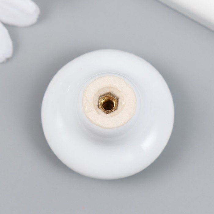 Ручка для шкатулки керамика, металл Ручка для шкатулки керамика, металл "Белочка" 3,8х3,8х2,8 см