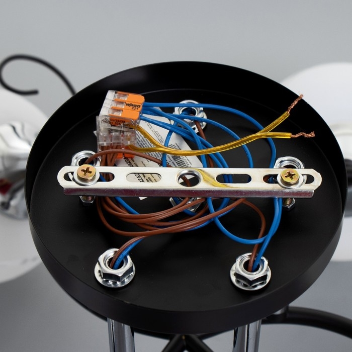 Люстра Люстра "Милава" 5хЕ27 40Вт чёрно-хромовый 62х62х27 см BayerLux