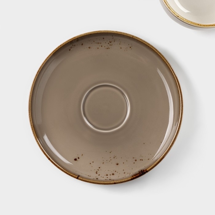 Чайная пара фарфоровая Magistro «Церера», 2 предмета: чашка 250 мл, блюдце d=16,3 см, цвет коричневый