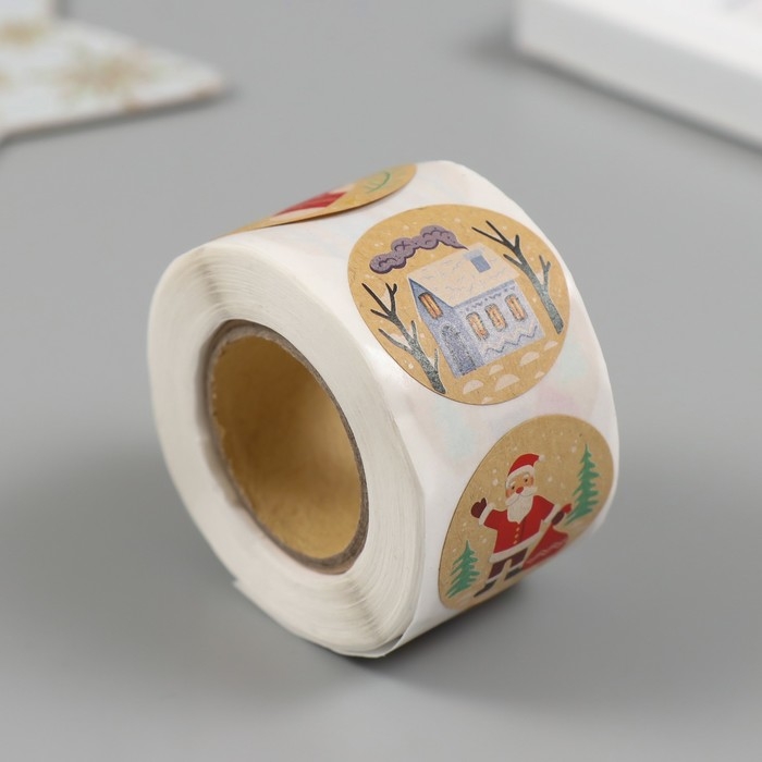 Наклейка бумага крафт Наклейка бумага крафт "Привет, Новый год!" d=2,5 см 252 шт в рулоне